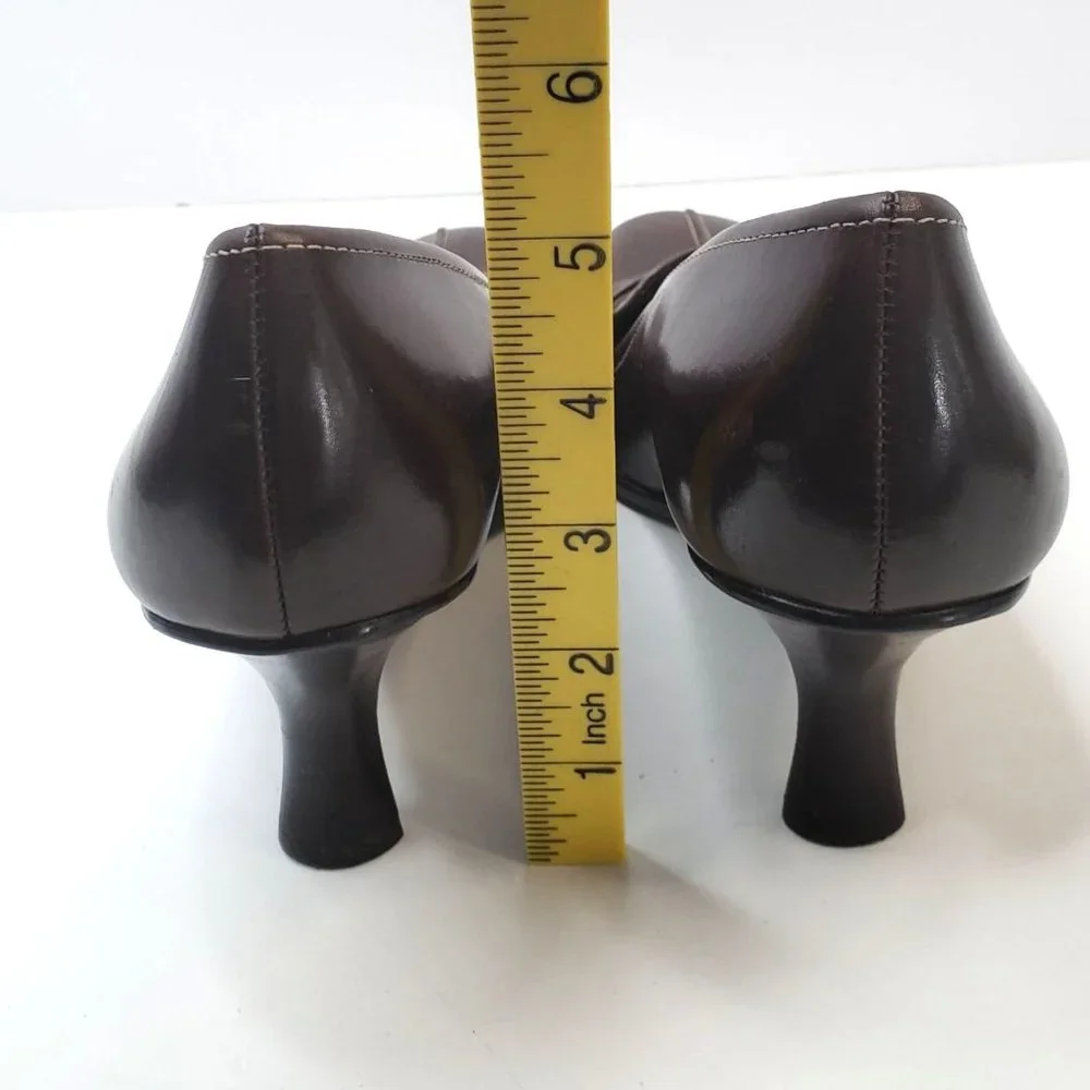 Gianni Bini Square Toe Pump Sz 7 Brown Leather Slip On Heeled Career Dress Shoe - Picture 5 of 11